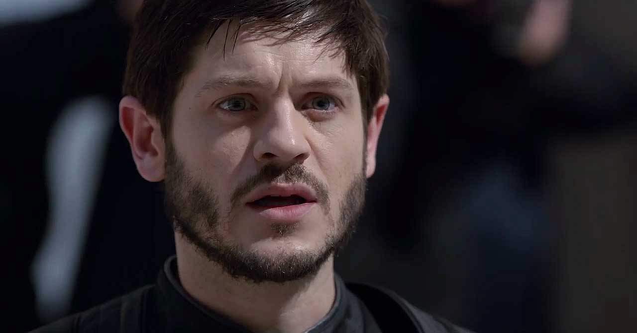 Иван Реон (Iwan Rheon) биография, фото, фильмография. Актер