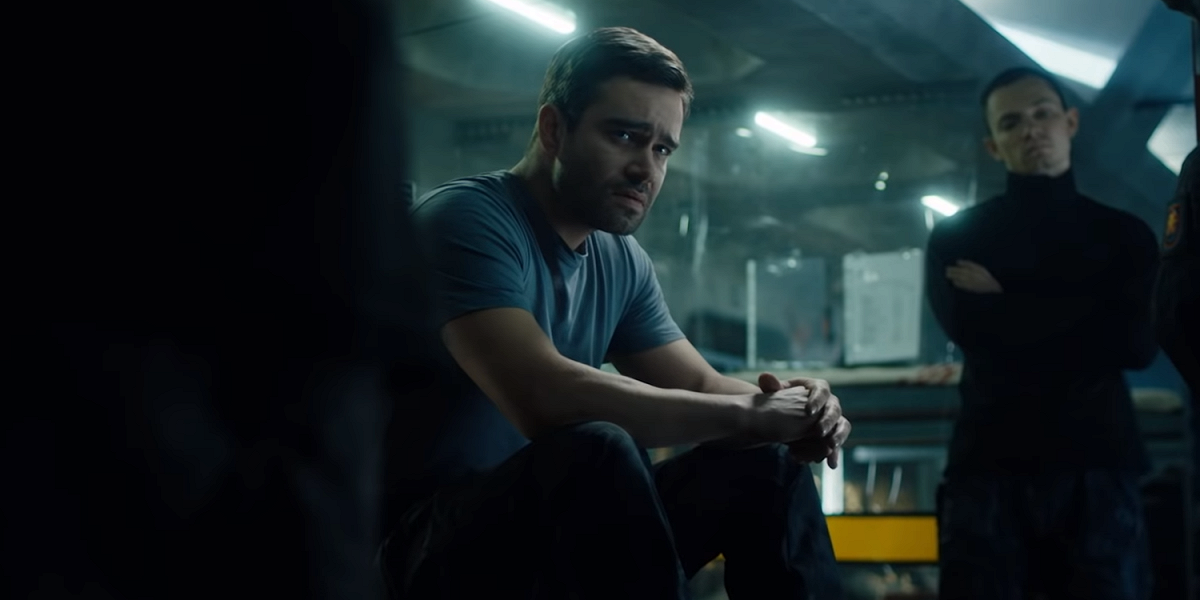 светлана иванова в фильме ряд 19. кровь пот и анаболики. что происходит потом трейлер на русском. нина добрев коматозники. выжить после после сериал.