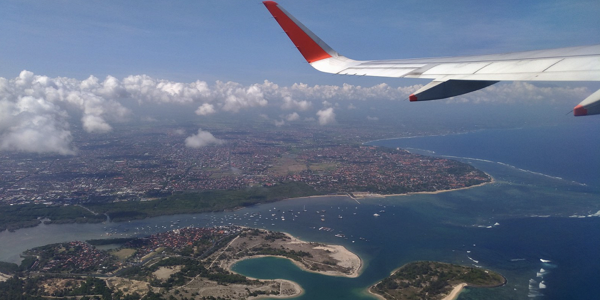 Ограничение полетов. Росавиация продлила запрет на полеты на юге. Самолет стоп. Запрет на полеты самолетов. Полеты ограничены.