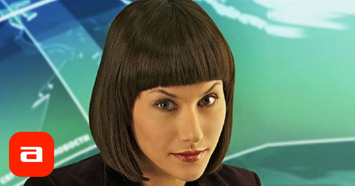 Толығымен жалаңаш Лилия Гилдеева