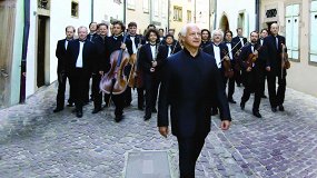 Камерный оркестр «Виртуозы Москвы». Дирижер Владимир Спиваков