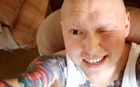 «Я вообще перестал бояться»: как московский татуировщик борется с лимфомой