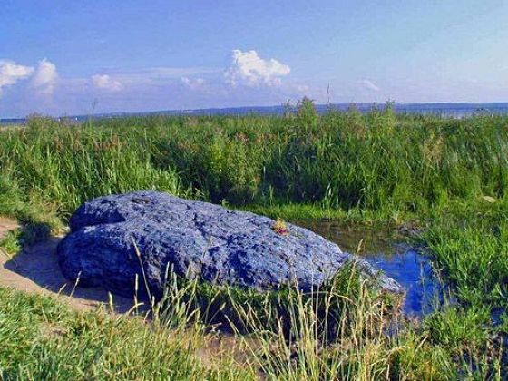 Переславль залесский достопримечательности синий камень, запчасти бу для форд фокус-1 и картонные коробки для косметики Переславль залесский достопримечательности синий камень