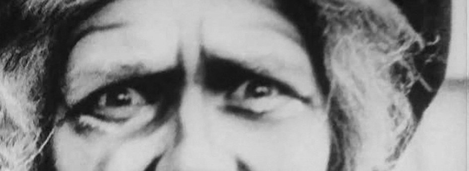 Кино: «The Hearts of Age» Кино: «The Hearts of Age»