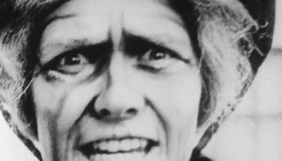 Кино: «The Hearts of Age» Кино: «The Hearts of Age»