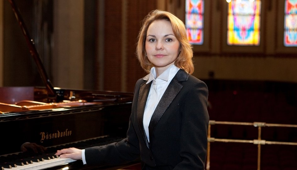 Концерты: «Летняя фантазия на тему «Джаз»: Анна Ушакова Концерты: «Летняя фантазия на тему «Джаз»: Анна Ушакова