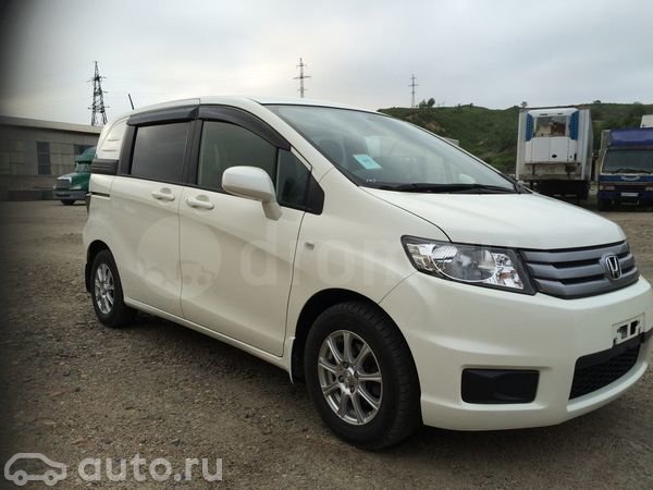 Тест-драйв Honda Freed Spike Для любителей