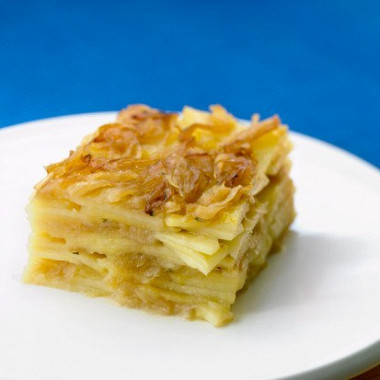 Рецепт Запеканка из молодого картофеля, грибов и козьего сыра по‑итальянски