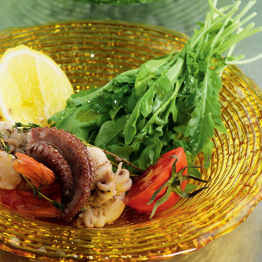 Рецепт Салат с морепродуктами и рукколой