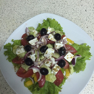 Рецепт Греческий салат с брынзой