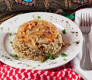 Рецепт Салат из риса и чечевицы с ароматной заправкой
