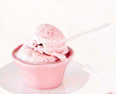 Рецепт Мягкое клубничное мороженое