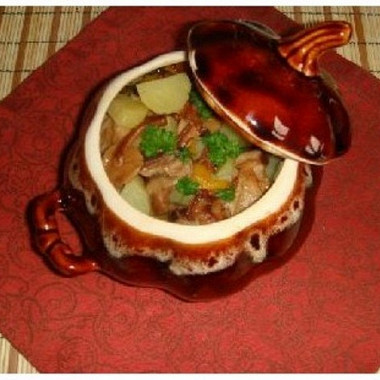 Рецепт Картошка с грибами в горшочке