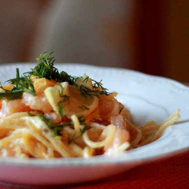 Рецепт Паста с креветками в имбирно-сливочном соусе
