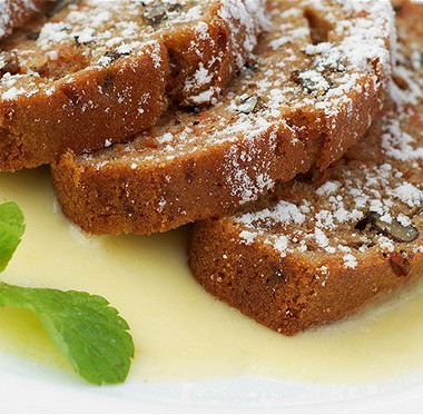 Фото рецепт Пирог из молодой моркови и йогурта