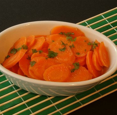 Рецепт Морковь тушеная, с петрушкой