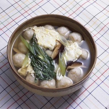 Рецепт Суп с рыбными шариками и шиитаке