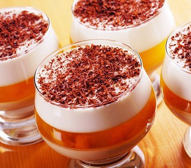 Рецепт Десерт из клюквы с персиками