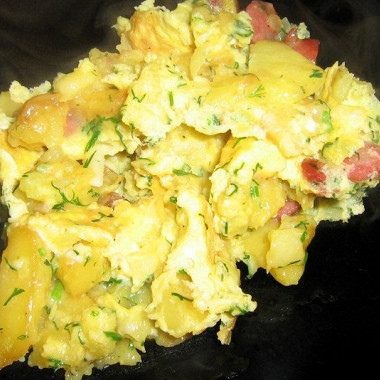 Рецепт Жаренный картофель с яйцом