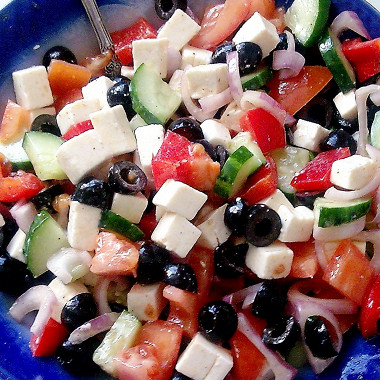 Рецепт Греческий салат с плавленым сыром