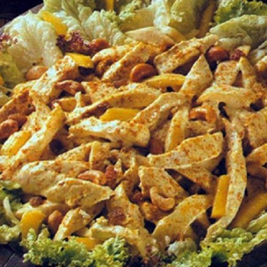 Рецепт Куриный салат с манго