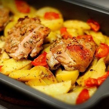 Рецепт Тушеная курица с картофелем