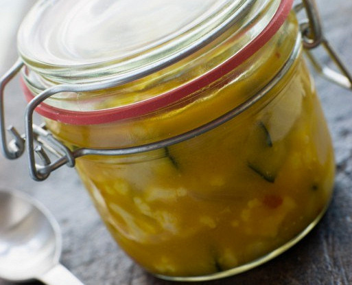 Чатни из ананаса с курагой и изюмом