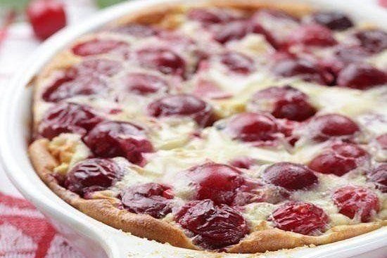 Клафутти с вишенкой
