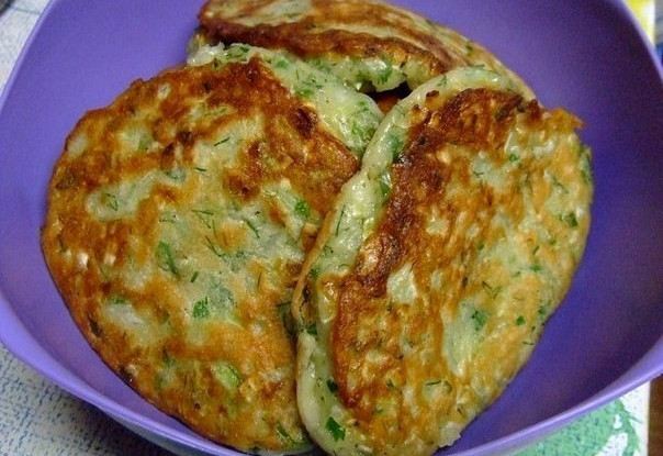 Капустные оладьи на кефире