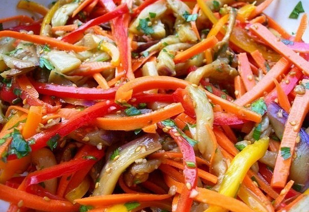 Баклажаны по-корейски с помидорами