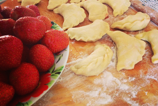 Вареники с клубникой