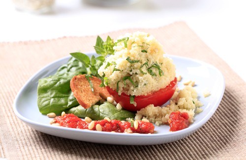 Помидоры, фаршированные кускусом