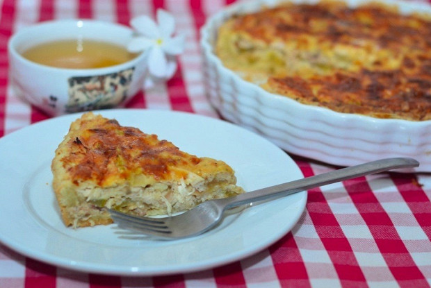 Киш с курицей и цукини