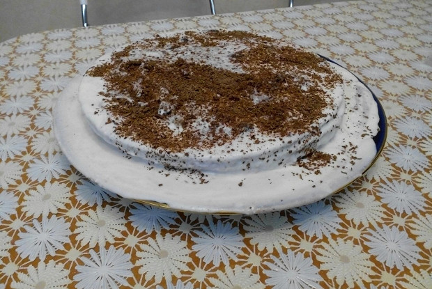 Йогуртовый торт с вишней